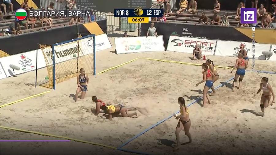 Команду Норвегии по пляжному гандболу оштрафовали за отказ играть в бикини