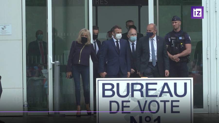 Супруги Макрон подали жалобу на папарацци за посягательство на частную жизнь