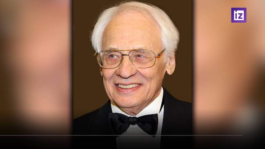 В возрасте 93 лет умер легендарный режиссер Владимир Наумов