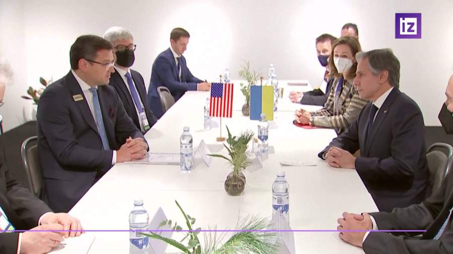 Блинкен призвал Украину соблюдать Минские соглашения