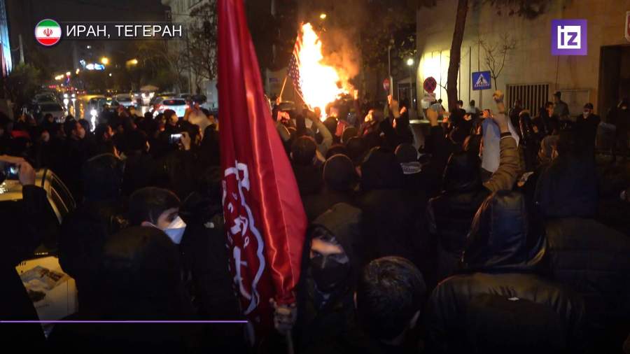 В Иране прошли акции протеста в годовщину смерти Касема Сулеймани