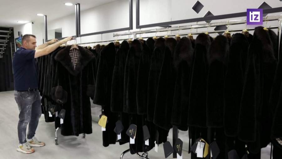 В Греции магазины шуб закрылись из-за антироссийских санкций