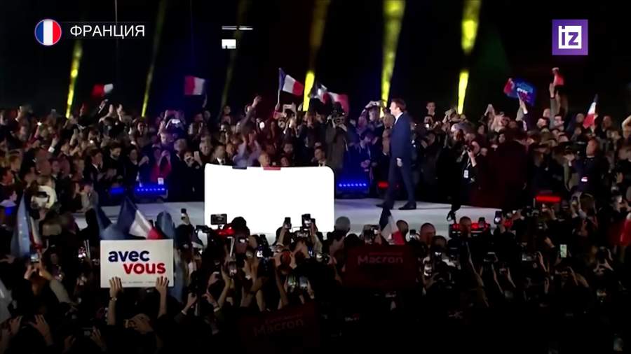 Рейтинг одобрения Эммануэля Макрона упал до 32%