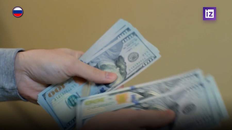 Объем наличных денег на руках у россиян достиг рекорда