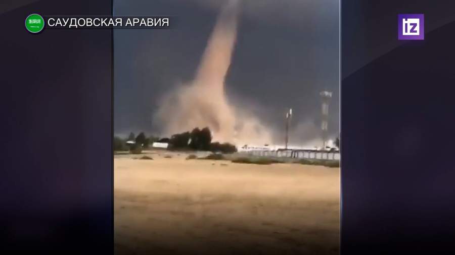 В Саудовской Аравии рядом с городом Дуба прошел торнадо