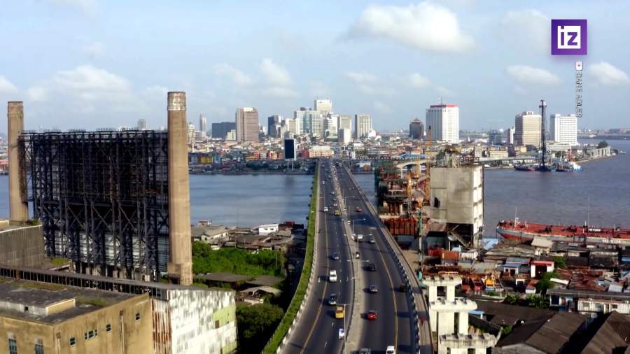 Власти Нигерии сохранили субсидии на бензин для населения