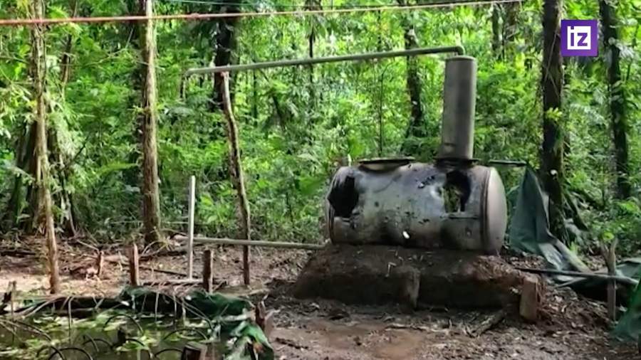 Полиция Боливии уничтожила две нарколаборатории в джунглях