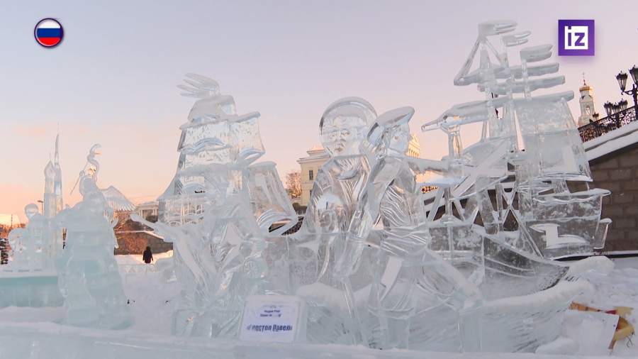 Фестиваль ледовых скульптур «Вифлеемская звезда» проходит в Екатеринбурге