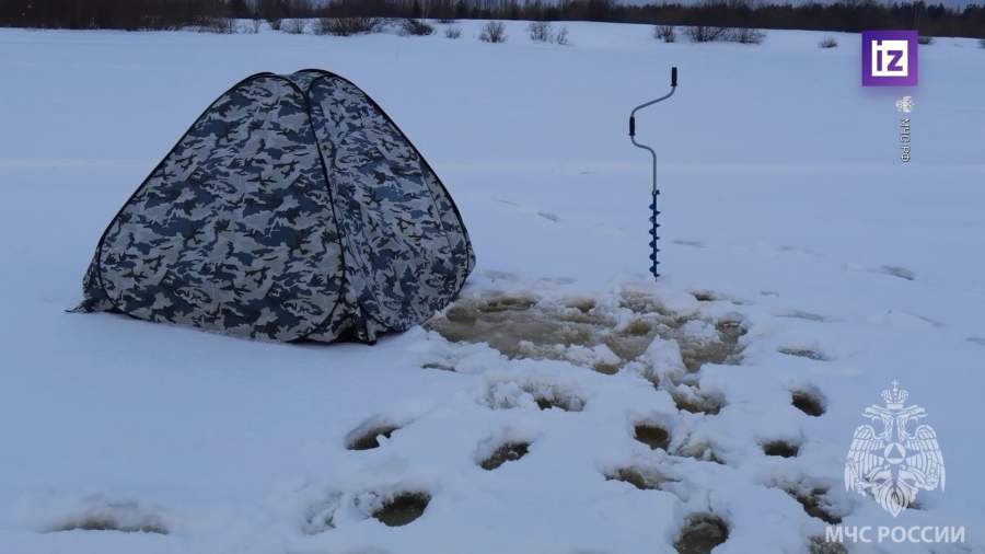 МЧС России обеспечивает безопасность ледовых переправ