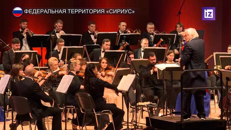 Немецкий дирижер и пианист Юстус Франтц выступил на новогоднем фестивале в «Сириусе»