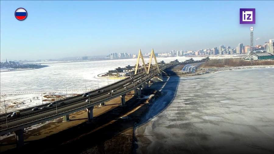 В ряде регионов РФ отменили школьные занятия