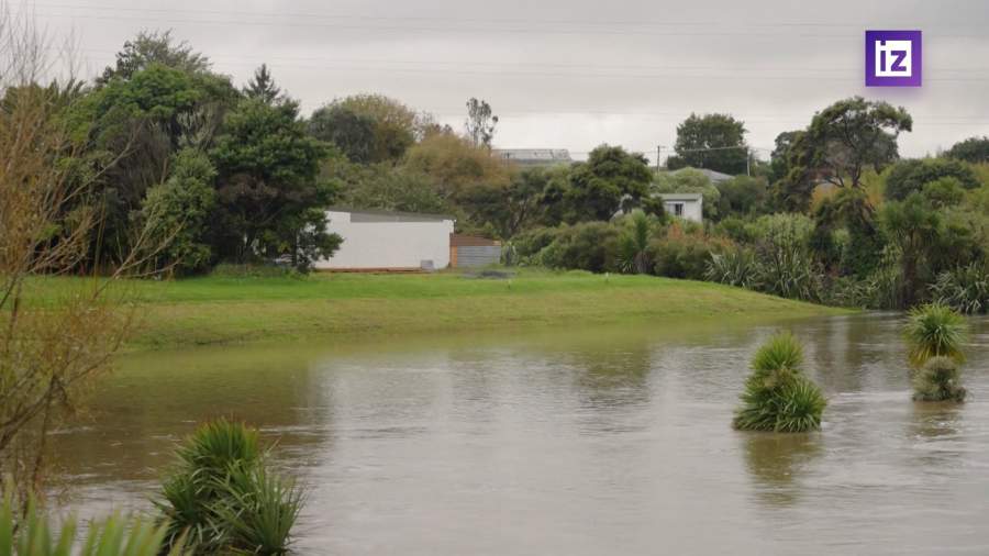 В Новой Зеландии ищут пропавших после мощного циклона людей