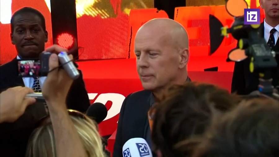 У Брюса Уиллиса диагностировали лобно-височную деменцию