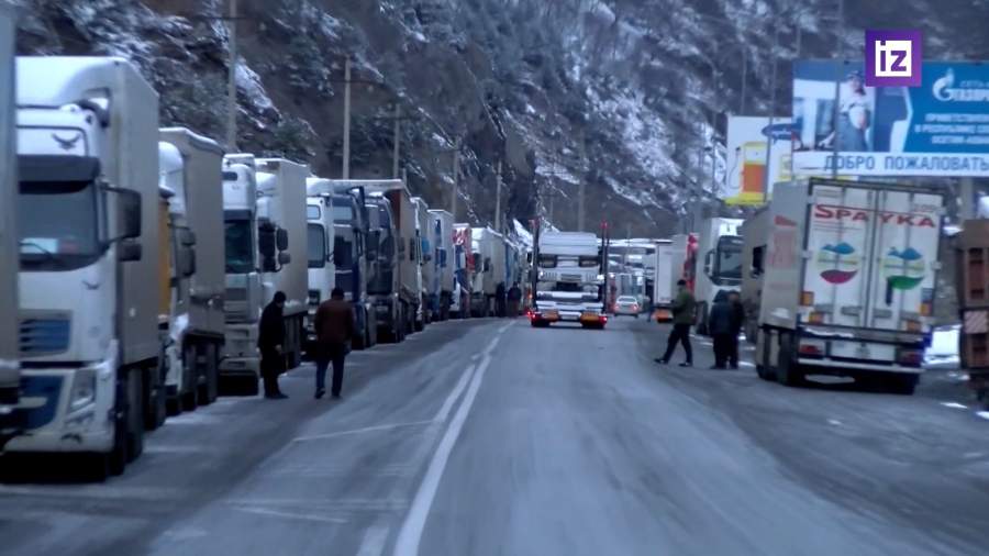 Минрегионразвития Грузии приняло решение закрыть для всех видов транспорта трассу Гудаури – Коби