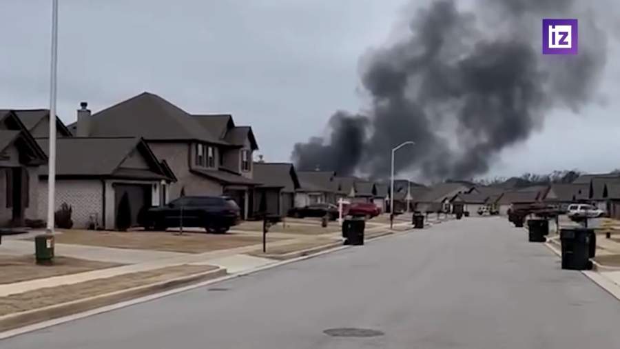 Не менее двух человек погибли при крушении военного вертолета в США