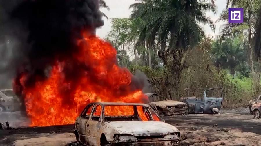 В результате взрыва на нефтепроводе в Нигерии погибли 15 человек