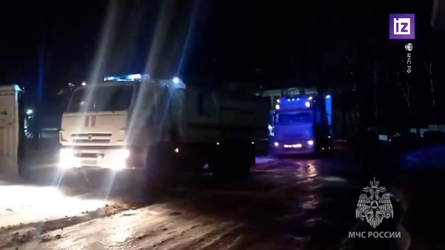 Спасатели МЧС России оказывают помощь автомобилистам Хабаровского края