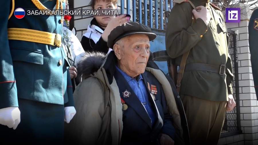В Забайкалье ветерана ВОВ поздравили с наступающим Днем Победы