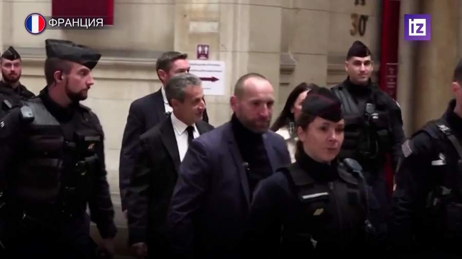 Парижский суд приговорил экс-президента Франции Саркози к году тюрьмы