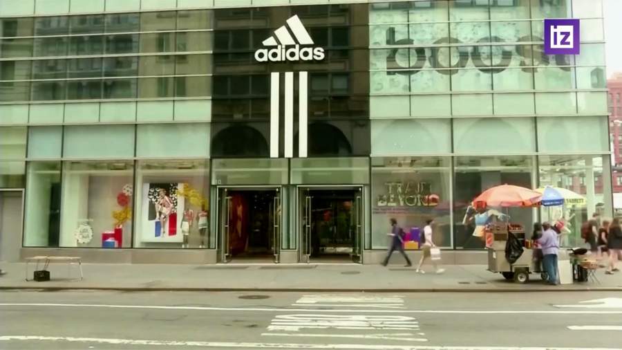 Adidas подали иск против бренда Yeezy