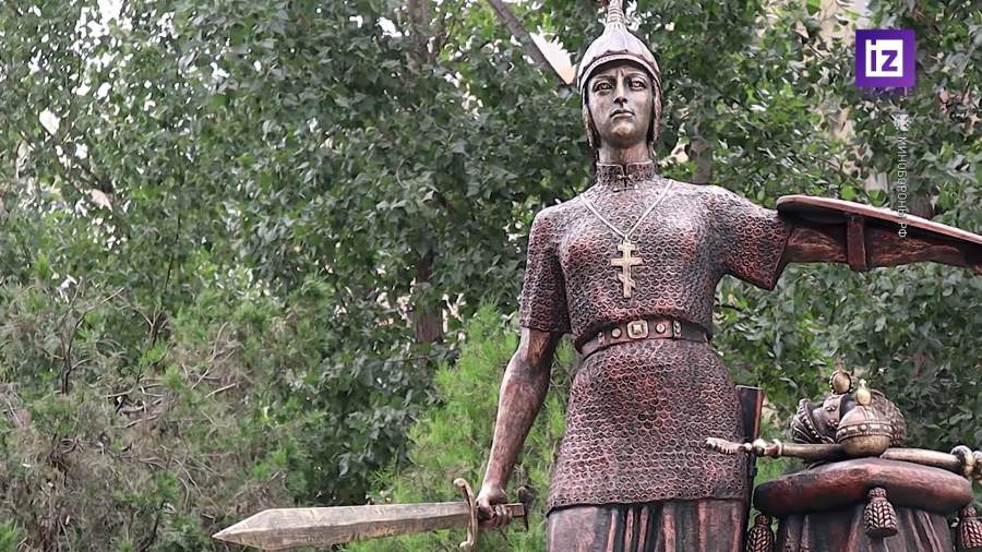 В честь Дня России в Таджикистане состоялось открытие памятника