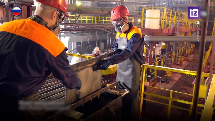 Обороты несырьевых предприятий увеличились на 7,4%