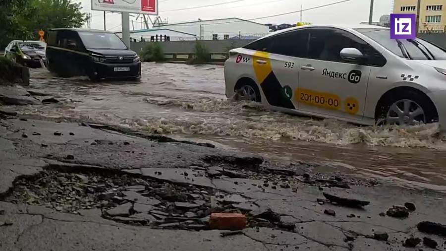 На Владивосток надвигается сильный ураган