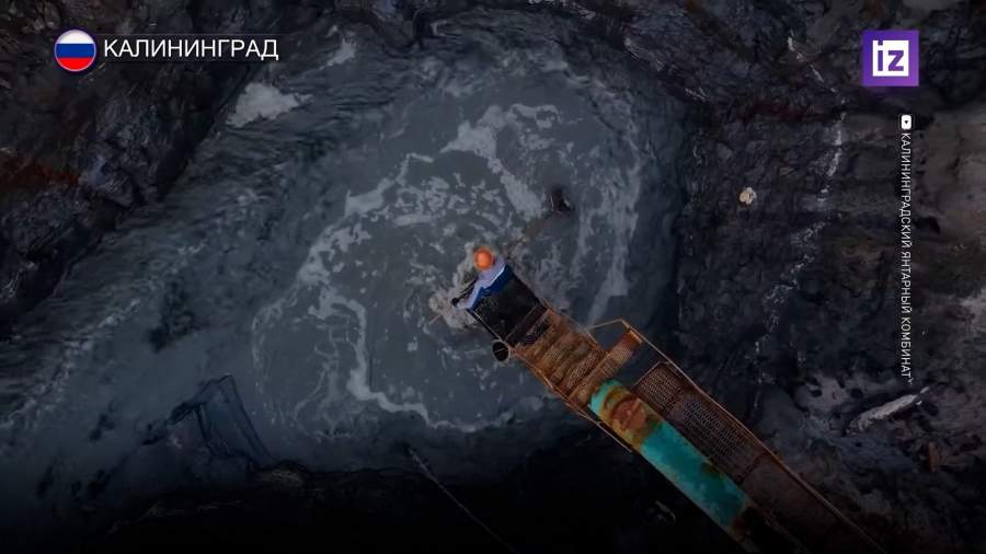 Месячный рекорд добычи янтаря зафиксировали в Калининграде