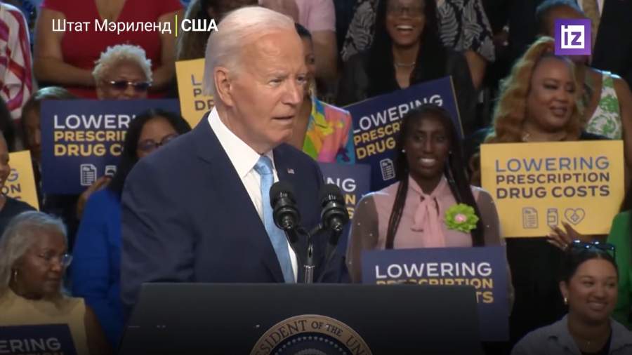 Джо Байден впервые появился на сцене после выхода из предвыборной гонки