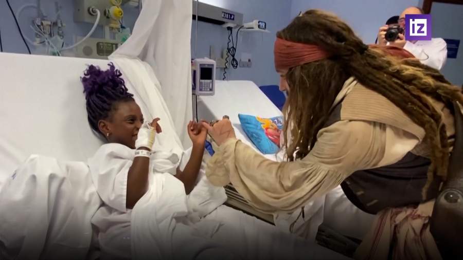 Джонни Депп вернулся к благотворительности