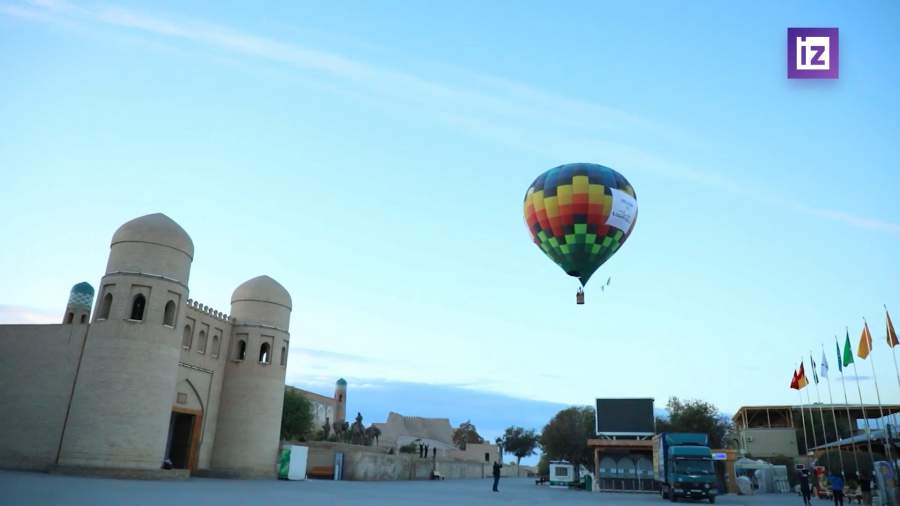 Англичанка облетела на воздушном шаре 118 стран