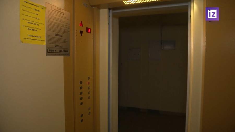 Минстрой предлагает продлить срок годности всех лифтов в РФ