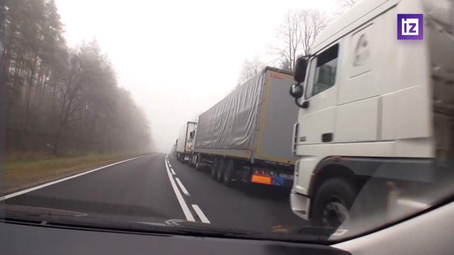 Дальнобойщики стали лидерами по зарплате среди рабочих специальностей