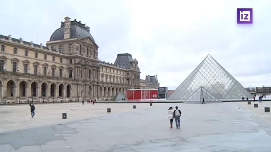 Билеты в Лувр станут дороже для граждан не стран ЕС