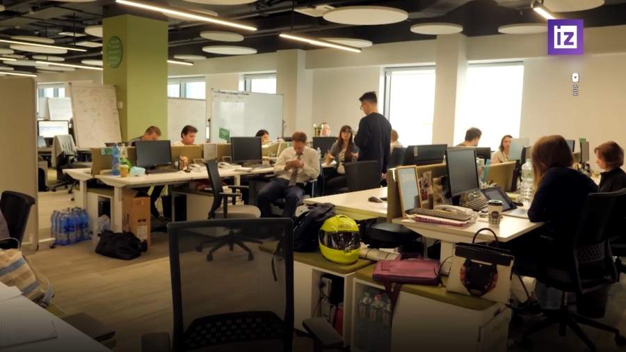 В 2024 году сфера продаж стала лидером по приросту вакансий