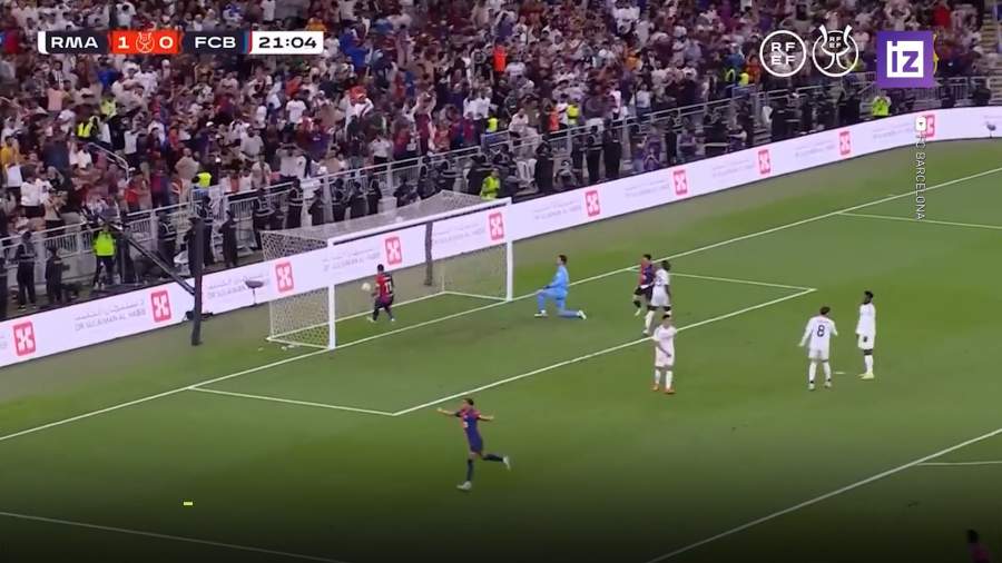 «Барселона» в 15-й раз завоевала Суперкубок Испании по футболу