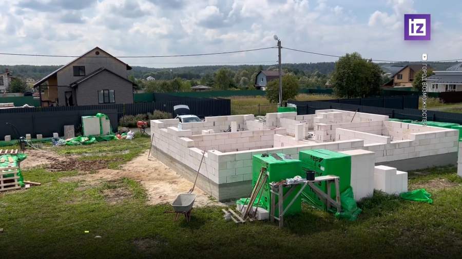 Строительство частного дома в ряде регионов России подешевело