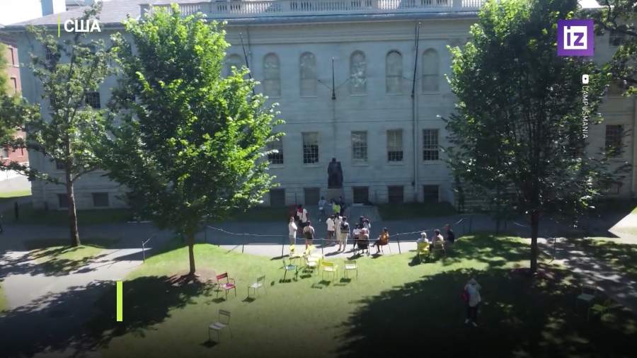 В США разгорелся конфликт между Гарвардом и Белым домом