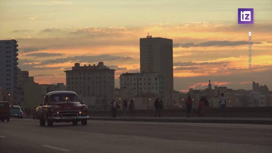 На Кубе начнут выпускать карты российской платежной системы