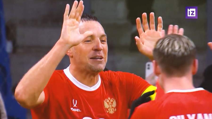 Дзюба подписал новый контракт с «Акроном»