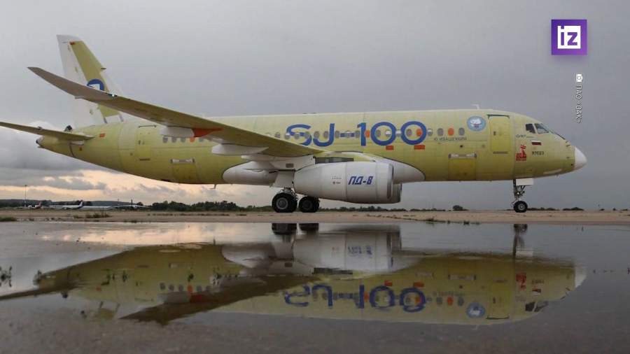 Импортозамещенный самолет SJ-100 совершил первый длительный полет