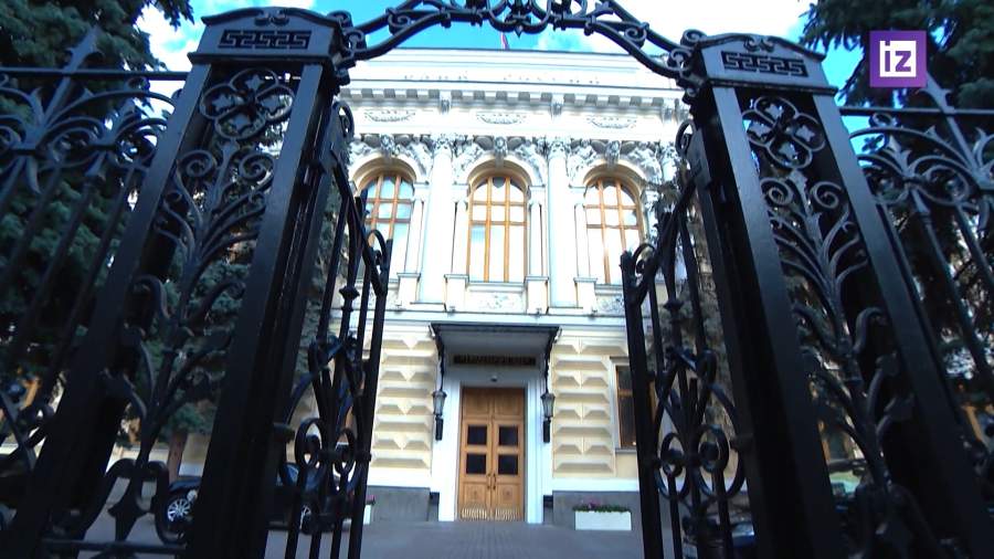 Шесть из 15 банков снизили проценты по потребительским кредитам в июне