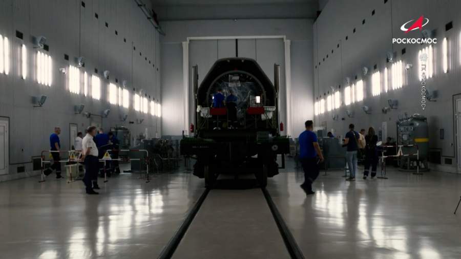 «Роскосмос» показал подготовку к запуску космического аппарата «Бион-М»