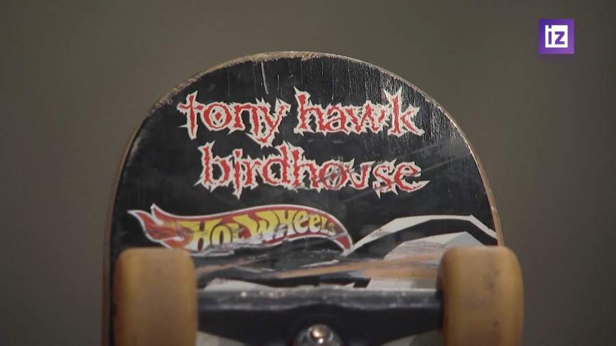 Скейтборд Тони Хоука из его знаменитого трюка был продан на аукционе