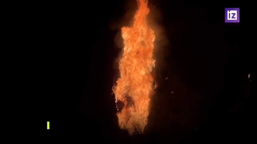 Британцы сожгли чучело Стармера в честь ночи Гая Фокса