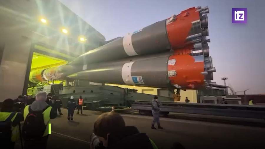 На Байконуре начался вывоз ракеты с пилотируемым кораблем «Союз МС-28»