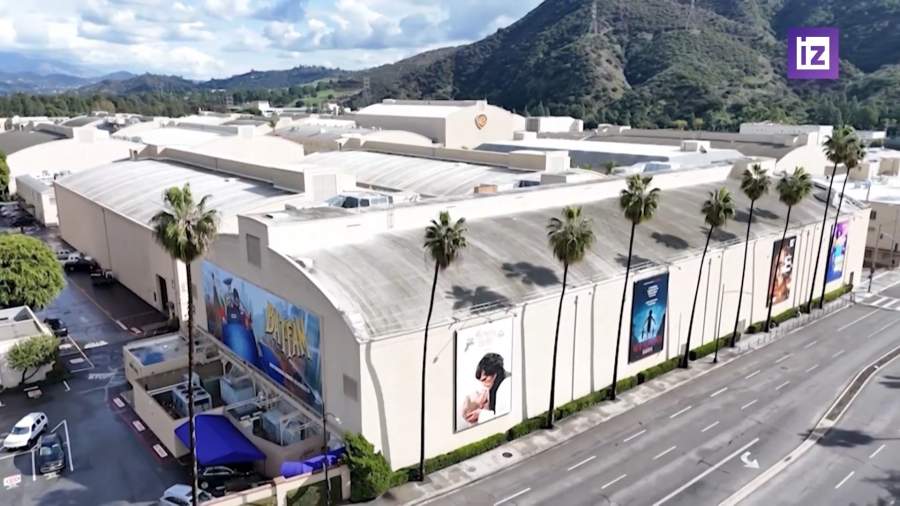 Warner Bros. рассматривает новое предложение Paramount о слиянии