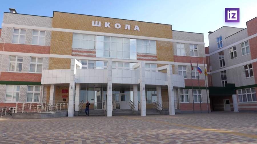 В России началась приемная кампания в первые классы школы