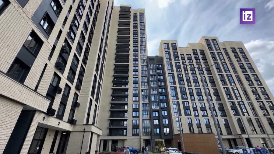 Метр жилья в новостройке обойдется россиянам почти в две средние зарплаты