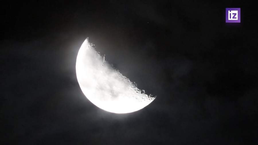 Покрытие Плеяд Луной можно будет наблюдать на европейской части РФ 19 апреля